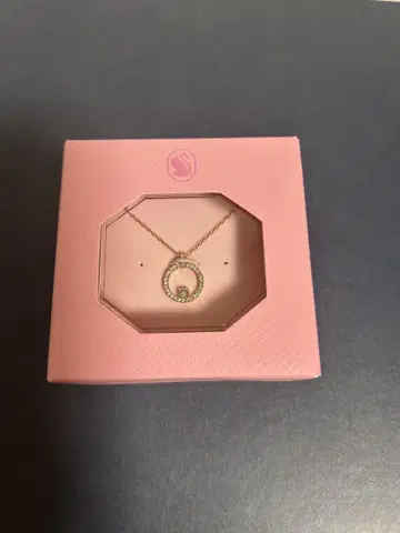 스와로브스키 목걸이 (미사용 새상품)