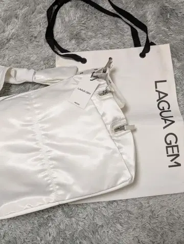가격 인하 중! LAGUAGEM 새틴 숄더백
