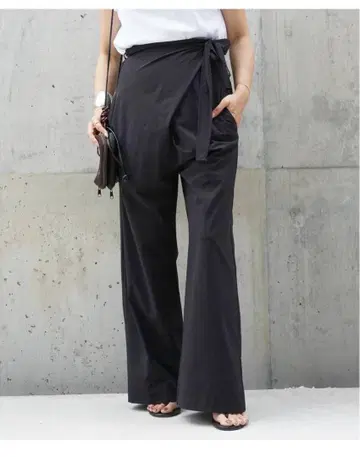 Deuxieme Classe CELERI Thai 팬츠