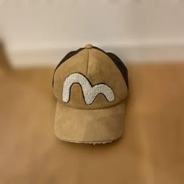 EVISU 브라운 스웨이드 메쉬 캡