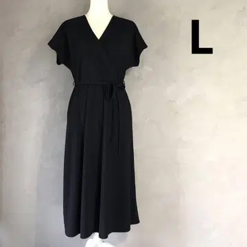 컨디션 최상 유니클로 크레이프 저지 카슈쿨 원피스 블랙 L
