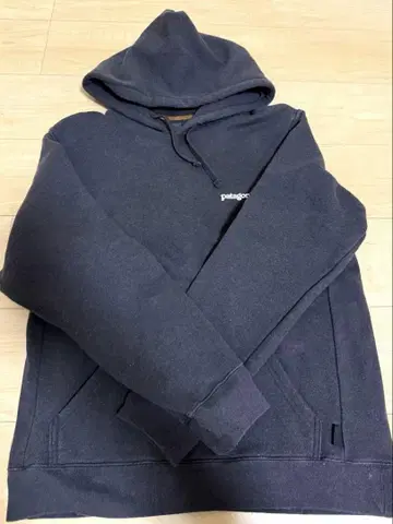 파타고니아 후드티 차콜 그레이