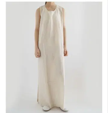 젠 선생님의 일상복 슬리브리스 원피스 베이지