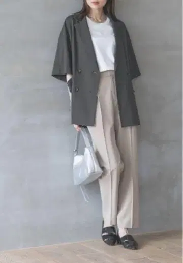 글로벌 워크 관리가 쉬운 셋업 자켓