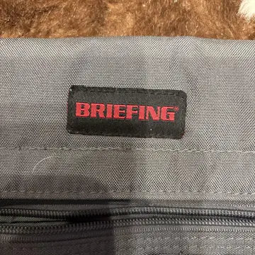 BRIEFING 그레이 컴퓨터 백