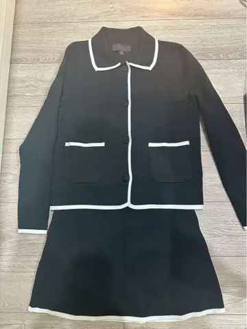 자라 대비 트림 니트 가디건 셋업