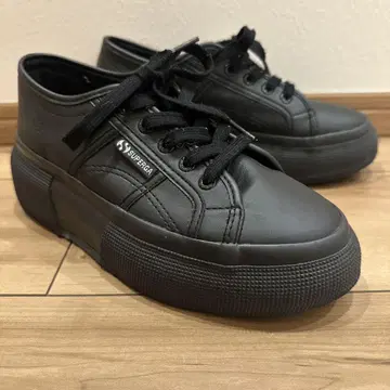 emmi 콜라보 SUPERGA 블랙 스니커즈 37
