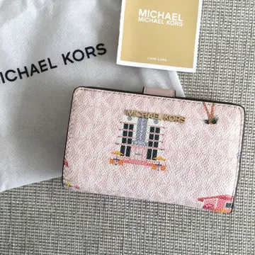 새상품 마이클코어스 MICHEAL KORS 정가 44,000엔 지갑