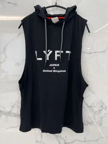 LYFT 후드 부착 탱크탑 L