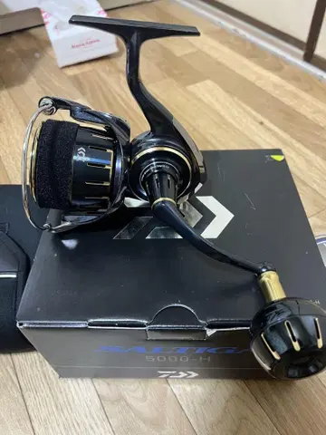 다이와 SALTIGA 5000-H + PE 바리바스 2.0 300m