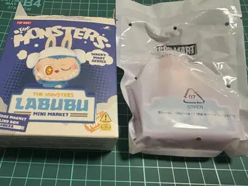POPMART 팝마트 THE MONSTERS LABUBU 라부부