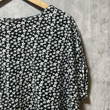 Marble SUD 별 패턴 오버 사이즈 프렌치 슬리브 티셔츠 일본제 면