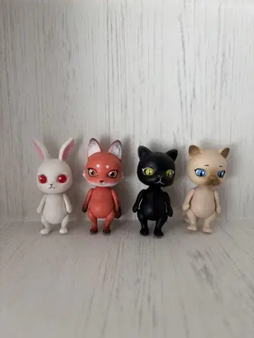 캡슐 인형 4종 세트