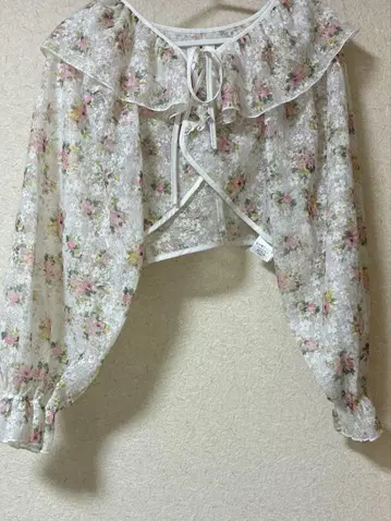 메리제니 flower 프릴 볼레로
