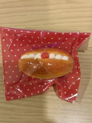 미니어처 핸드메이드 휘핑 코페 빵 브로치