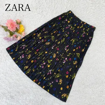ZARA 자라 롱 스커트 새상품급 꽃무늬 올 패턴 블랙 검정 플리츠 고급