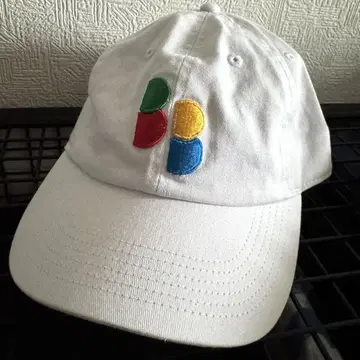 브루나보인 캡 화이트