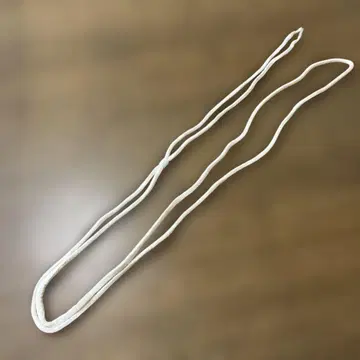 새상품 고로즈 가죽 끈 화이트 140cm