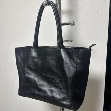 유나이티드 애로우즈 그린 라벨 릴랙싱 가죽 토트백