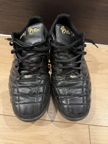 ATHLETA 트레이닝 슈즈 27.5CM