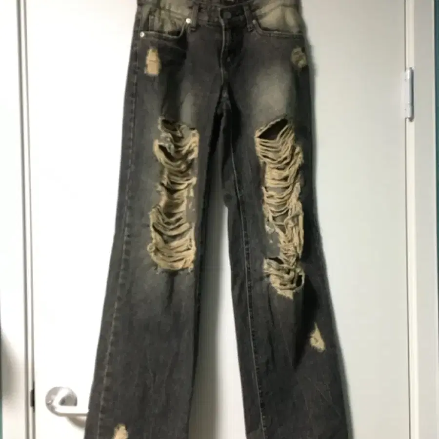 BOHEMIAN SEOUL | 보헤미안서울 Bohemian Seoul Damage Pants S