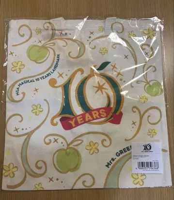 미세스 MAGICAL 10 YEARS LANDMARK 토트백 화이트