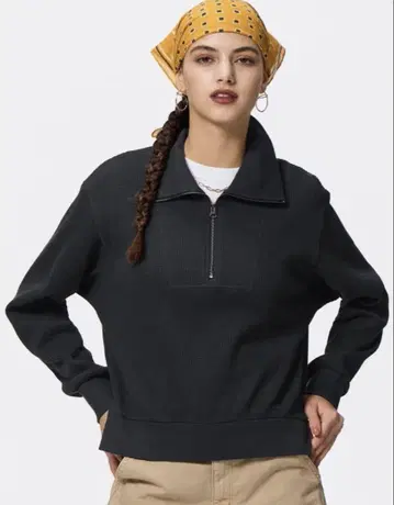 미사용 새상품 GU 와플 하프 지퍼 풀오버 XL