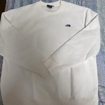 노스페이스 화이트 맨투맨 M