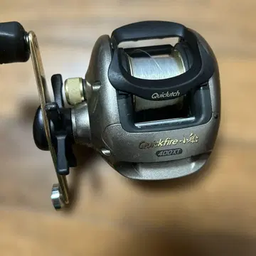 Quickfire 400XT 베이트 릴