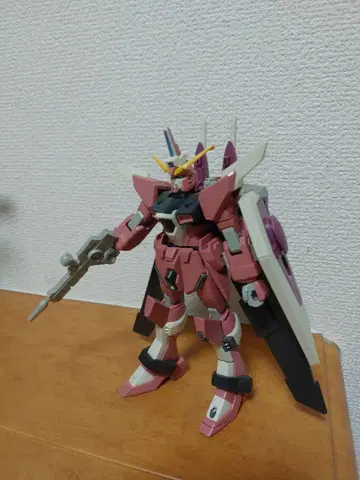 1/144 HGUC 인피니트 저스티스 건담 완제품 동시 300엔 할인