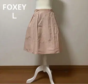 FOXEY L 사이즈 실크 플레어 스커트 피치 부드러운 무릎 기장 일본제