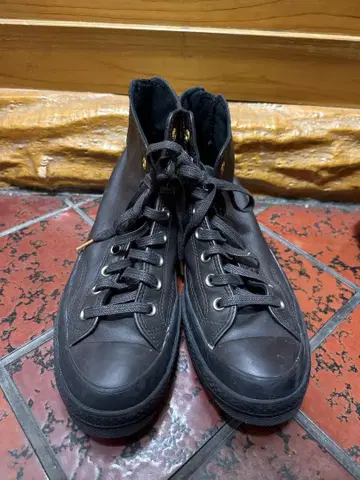 CONVERSE 척 테일러 가죽