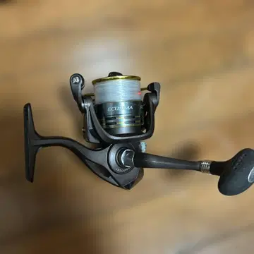 ECUSIMA 3000번 스피닝 릴 오른쪽 감기