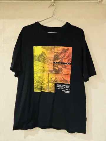 그래픽 프린트 티셔츠 블랙