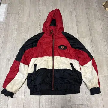Chicago Bulls 후드 부착 나일론 자켓