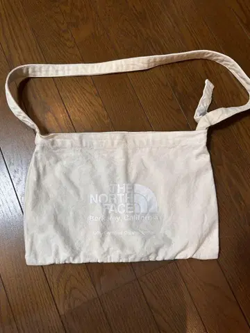 THE NORTH FACE 숄더백 화이트