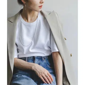 noble 수빈 코튼 5부 소매 티셔츠 화이트