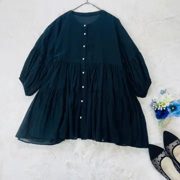 FENNEL 7부 소매 티어드 블라우스 펄 버튼 튜닉 볼륨