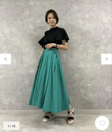 새상품 그레이스 콘티넨탈 랩 린넨 믹스 스커트 36