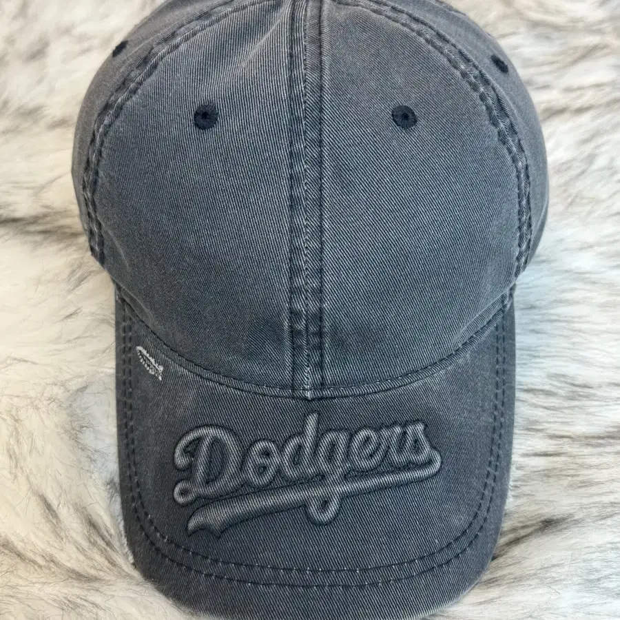 ★関税込★MLB★Lettering Unstructured Ball Cap★ MLB Unisex Cursive Lettering Unstructured Ball Cap San Diego