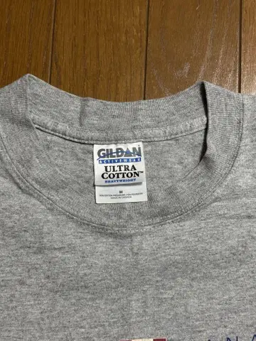 GILDAN VICTORIA CANADA 티셔츠 M 사이즈