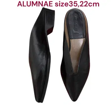 새상품급 ALUMNAE 알무나에 블랙 가죽 포인트 토 뮬