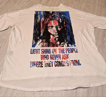 MALIA TEE 화이트 SWITCHBLADE 티셔츠 오버 사이즈