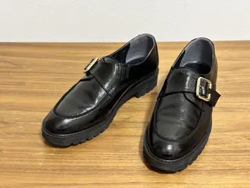 다이애나 블랙 버클 에나멜 로퍼 23.5cm