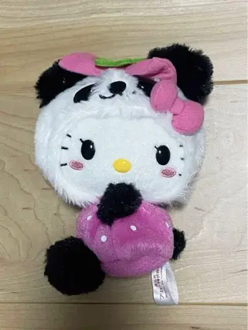 팬더 헬로키티 딸기 봉제 인형 산리오 헤이세이 헬로키티
