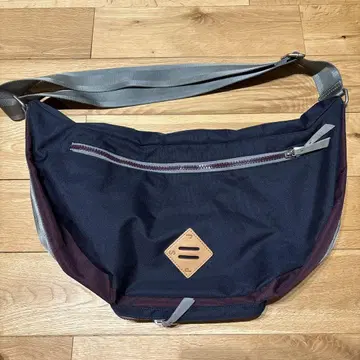 폴스미스 CORDURA 메신저 백 네이비/버건디