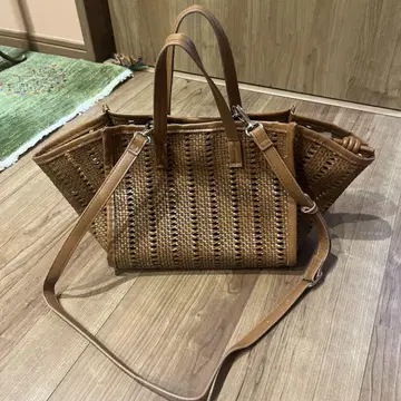 브라운 라탄 바스켓백
