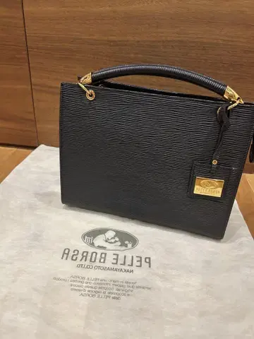 미사용 PELLE BORSA 블랙 핸드백
