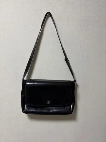 블랙 숄더백