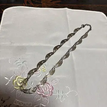 실버 잎 모양 목걸이 약 45cm